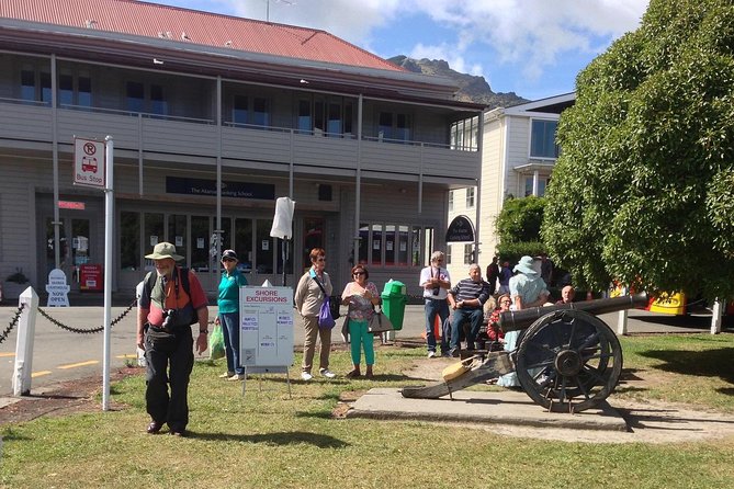 Akaroa Shore Excursion: Banks Peninsula, Christchurch City Tour and Sheep Farm Tour - Meeting and Pickup Details
