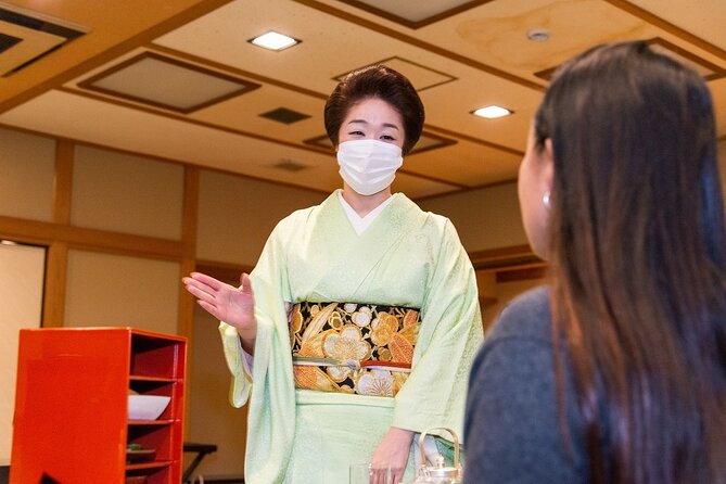 Akasaka Odori Video and Geisha Experience in Luxury Restaurant - Geisha Performance and Insights