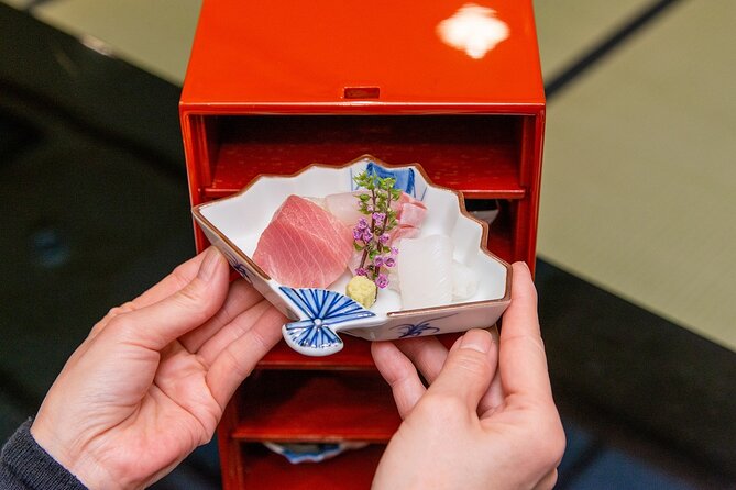 Akasaka Odori Video and Geisha Experience in Luxury Restaurant - Meeting Point and Directions