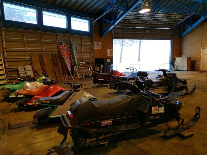 Akita: 1-Hour Snowmobile Riding for Beginner (Single-Seater) - Reaching the Snowmobile Venue