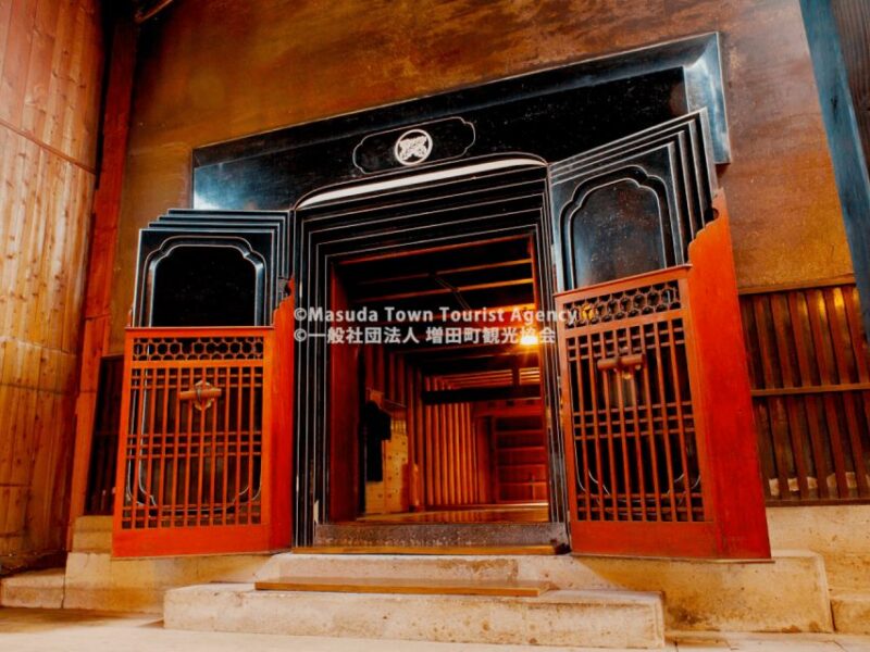 Akita: Masuda Walking Tour With Visits to 3 Mansions - Meeting Point and Transportation
