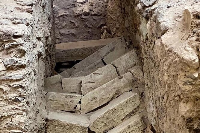 Akrotiri Private Tour, Bu Licensed Guide , With Transfer - Accessibility and Amenities