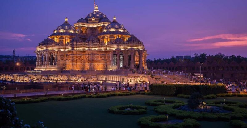 Akshardham Temple Tour Exhibition, Light & Water Show by Car - Key Points