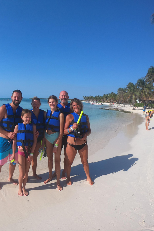 Akumal: Guided Turtle Snorkeling Tour and Pictures - Key Points