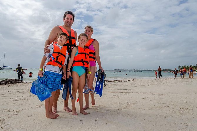 Akumal Marine Turtle Daily Tour - Transportation and Amenities