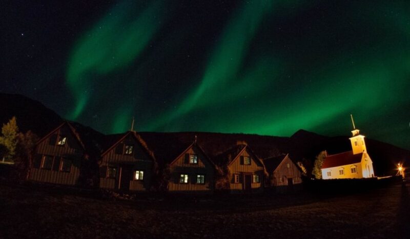 Akureyri: Northern Light Chase by Super Jeep - Tour Details