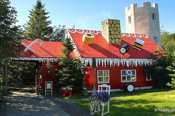 Akureyri Tour and Myvatn Nature Baths by VAN With PRO Photo - Comfortable Transport
