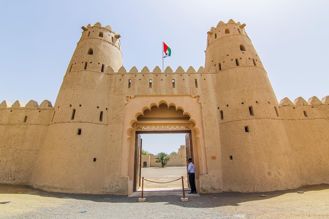 Al Ain City Sightseeing Tour With Lunch From Dubai - Jebel Hafeet Hot Springs