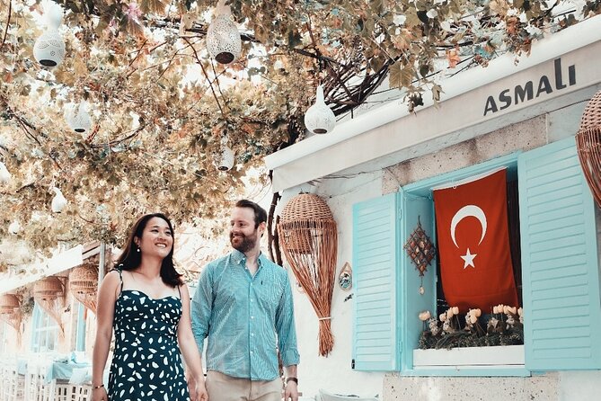 ALACATI PHOTO SHOOTING - Photo & Video Shooting in Alacati Cesme - Meeting and Pickup Details Explained