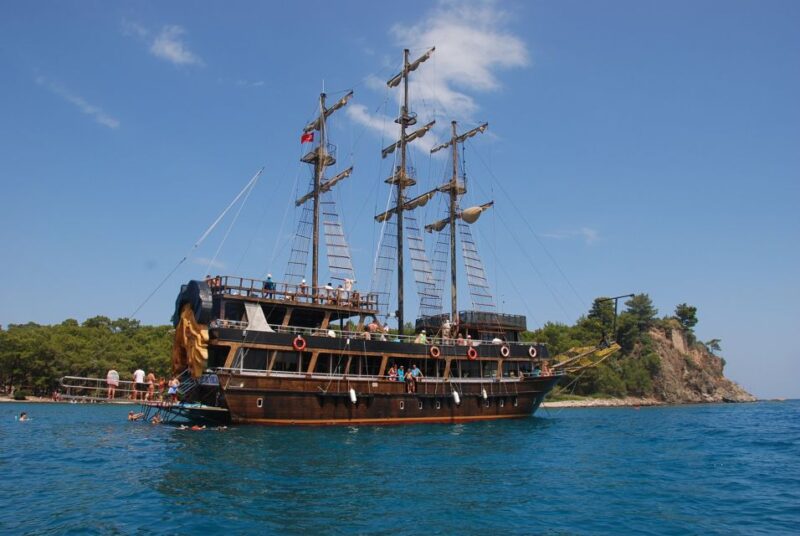 Alanya: Pirate Boat Trip With Meal, Drinks and Pickup Option - Pickup and Meeting Details