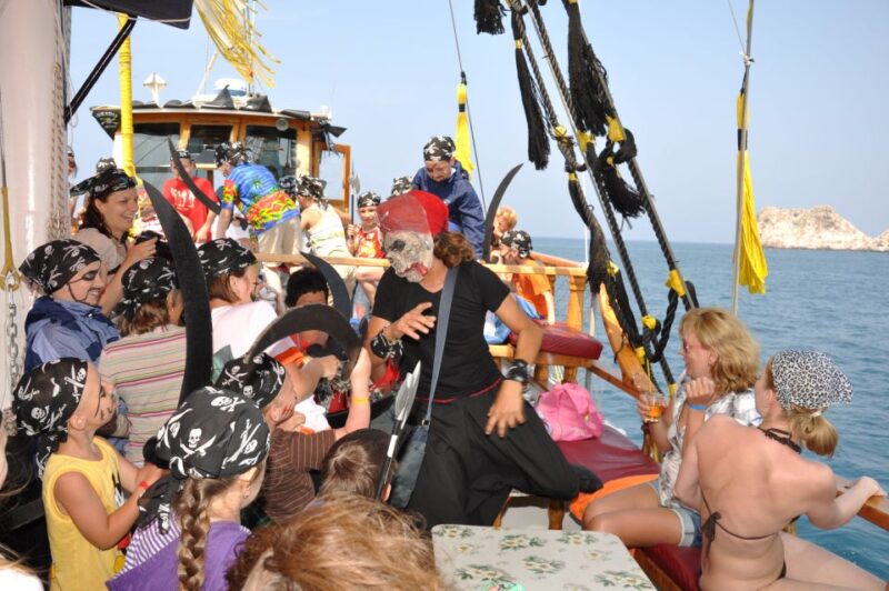 Alanya: Pirate Boat Trip With Meal, Drinks and Pickup Option - Participant Information