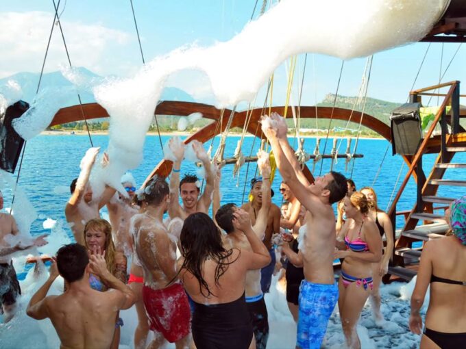 Alanya: Pirate Trip With Lunch and Unlimited Drinks - Cancellation and Refund Policy