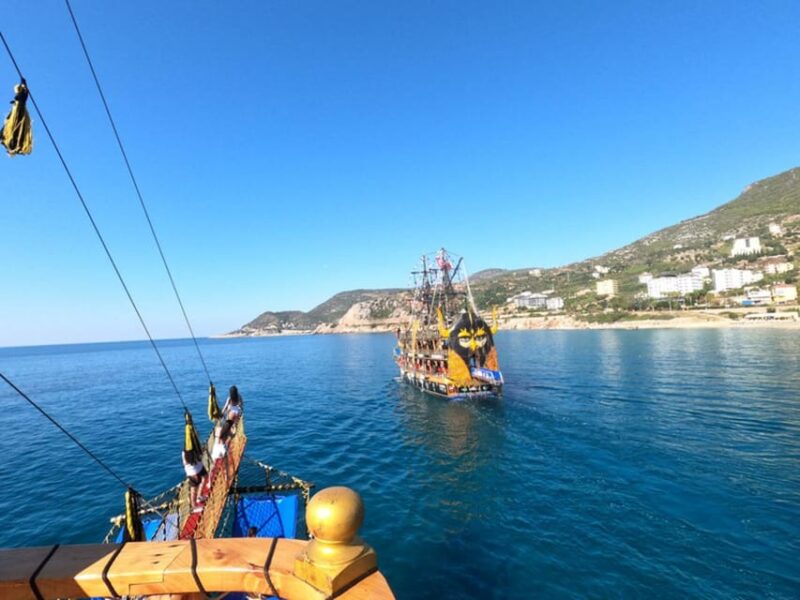 Alanya: Pirates Boat Trip With Lunch and Hotel Pickup - Languages