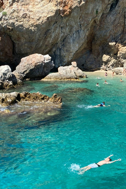 Alanya Relax Boat Trip: Lunch & Soft Drinks Included - Meeting Point and What to Bring