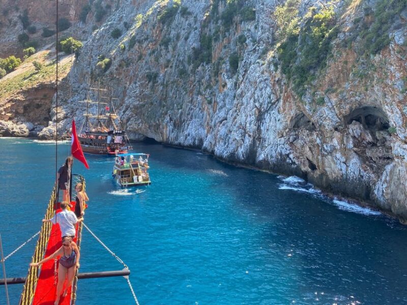 Alanya Relax Boat Trip: Lunch & Soft Drinks Included - Languages Spoken and Reviews
