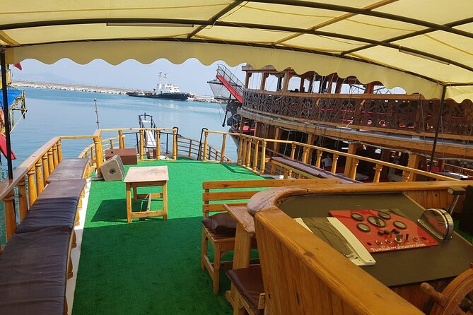 Alanya Relaxing Boat Tour With Lunch, Soft Drinks & Transfer - Exploring Alanya by Boat