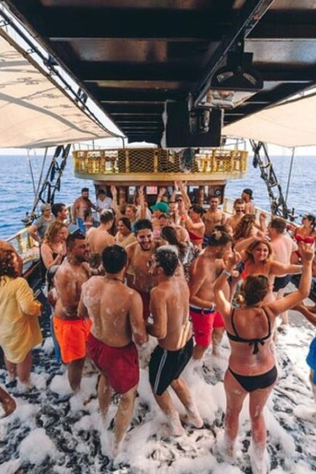 Alanya: Starcraft Yacht Tour With Lunch, Swimming, & DJ - Frequently Asked Questions
