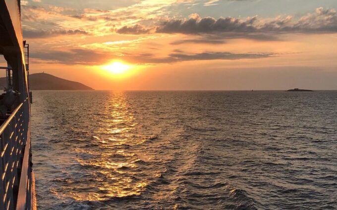 Alanya: Sunset Boat Includes Soft Drinks And Dinner - Sunset Views and Scenery