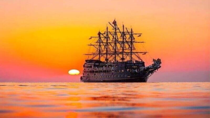 Alanya: Sunset Cruise With Dinner - Experience Highlights