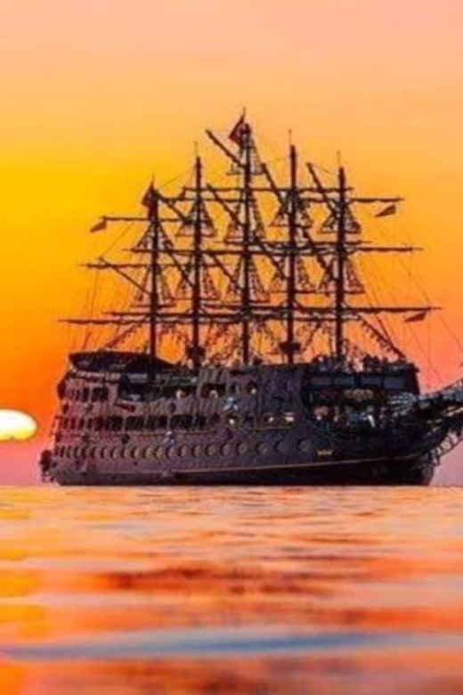 Alanya: Sunset Cruise With Dinner - Inclusions and Accessibility