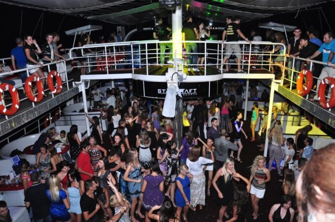 Alanya: Transfer to the Night Disco Boat Tour & Foam Party - Additional Details