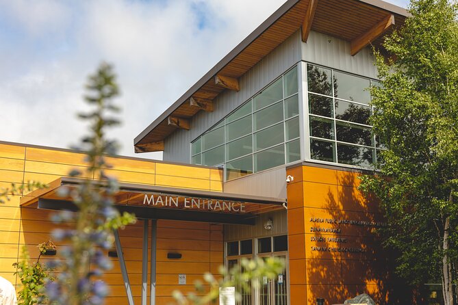 Alaskan Heritage and Sightseeing Tour in Fairbanks - North Pole Adventure