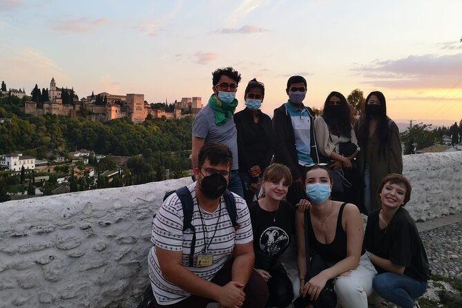 Albaicín and Sacromonte Sunset Tour + Flamenco Show - Experiencing Flamenco Show