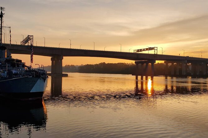 Albany Sunset Live Music Cruise - Amenities and Services