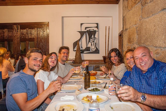 Albariño Private Wine Tour From Santiago De Compostela - Customizable Itinerary