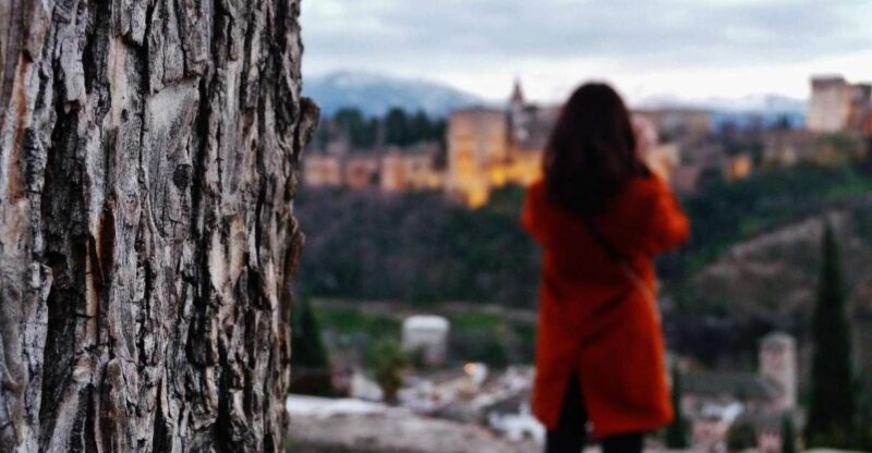 Albayzin and Sacromonte Private Tour at Sunset - Key Points
