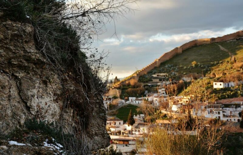 Albayzin and Sacromonte Private Tour at Sunset - Mysterious Cave Experience