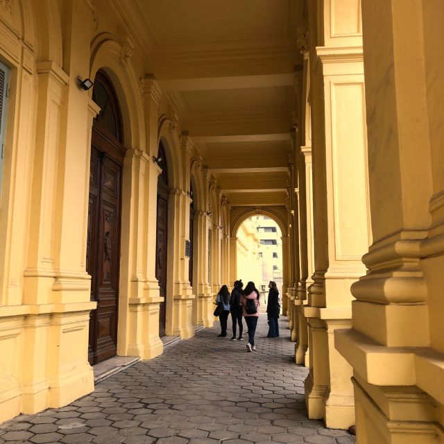 Alberdi Neighborhood: Revolutionary Identities Walking Tour - What to Bring