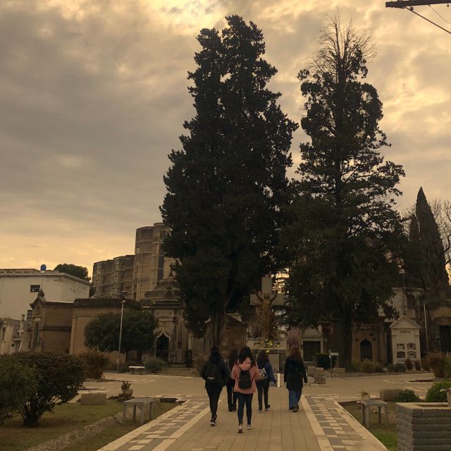 Alberdi Neighborhood: Revolutionary Identities Walking Tour - Activism and Latin America