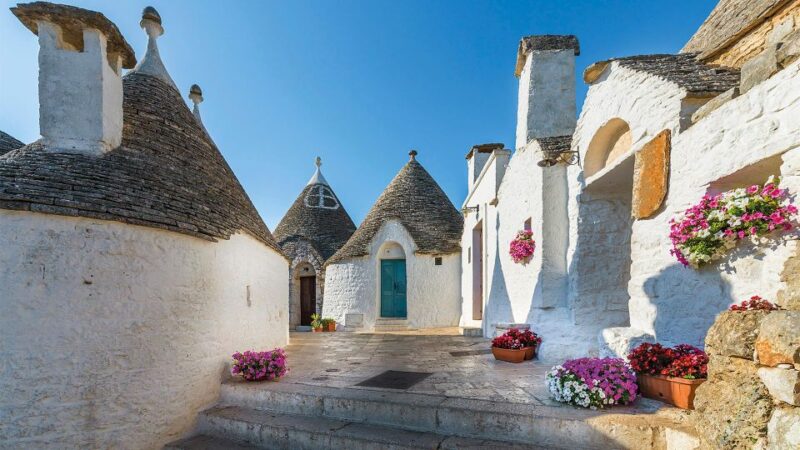 Alberobello: City of the Trulli Guided Walking Tour - Exploring the Trullo Sovrano