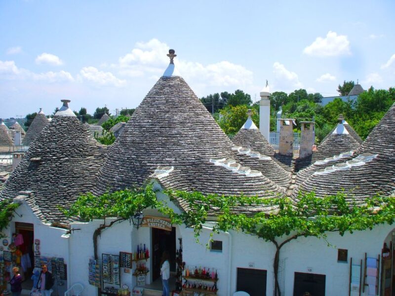 Alberobello: Guided Walking Tour of 2 Hours in the Trulli - Tour Starting Point