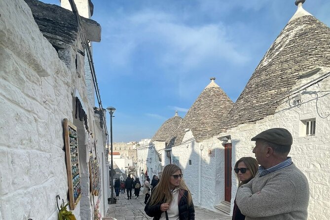 Alberobello Walking Tour With Aperitif - Aperitif Experience