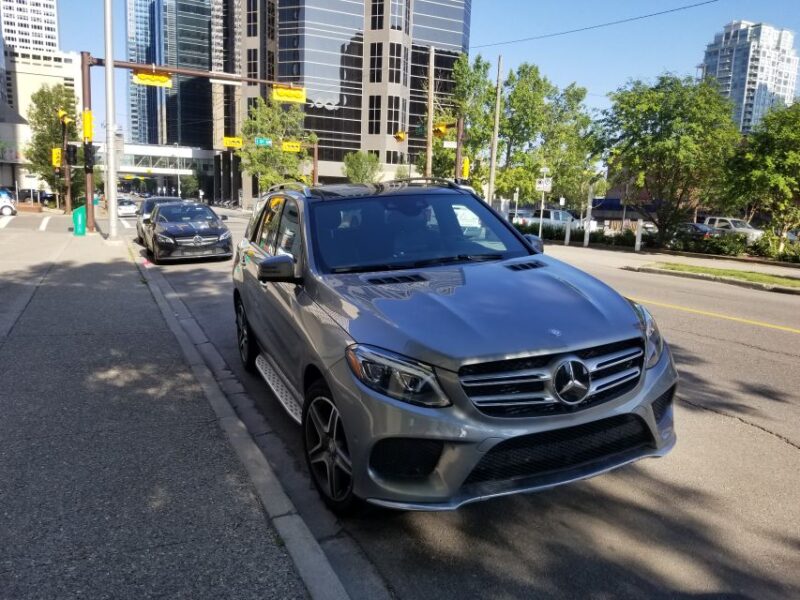 Alberta: Calgary, Banff & Lake Louise Private Shuttle - Key Points