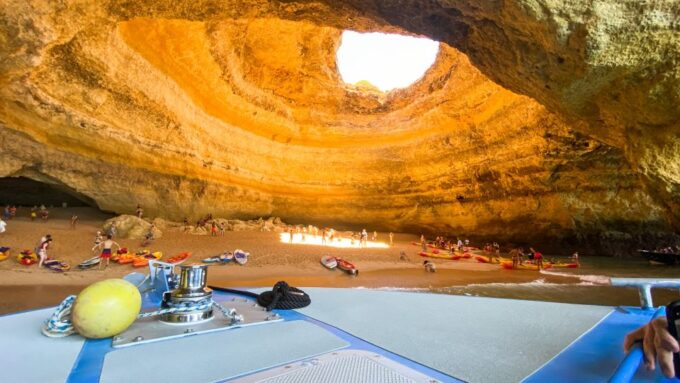 Albufeira: 2.5-Hour Dolphin Watching and Caves Trip - Spotting Dolphins