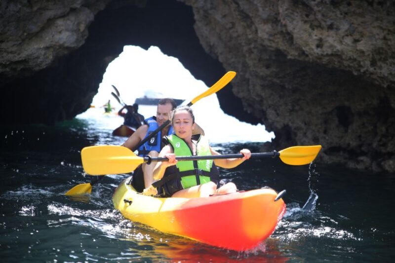 Albufeira: 2-Hour Caves and Cliffs Kayaking Experience - Itinerary Details