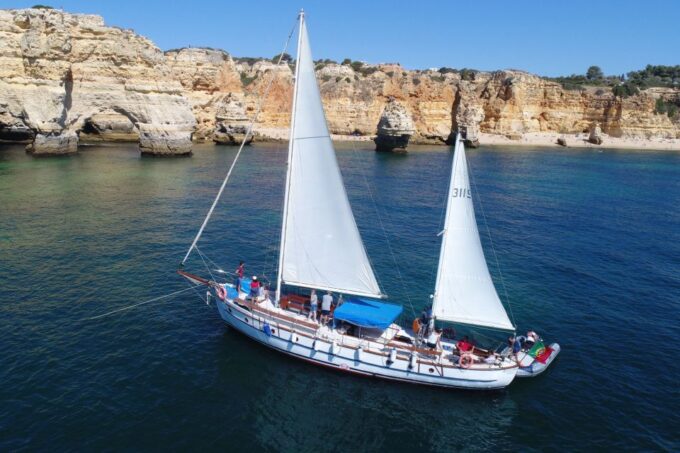 Albufeira: 6-Hour Boat Tour With BBQ and Drinks - Accessibility Considerations
