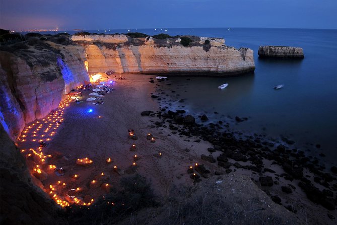 Albufeira: 6-Hour Sunset Dinner Catamaran Cruise With Open Bar - Accessibility and Age Restrictions