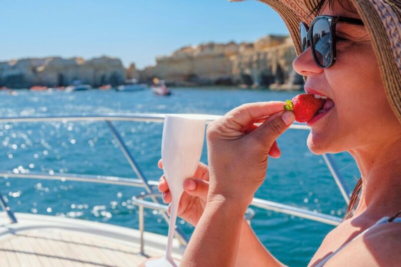 Albufeira: Algarve Half-Day Private Yacht Charter - Meeting Point and Check-in