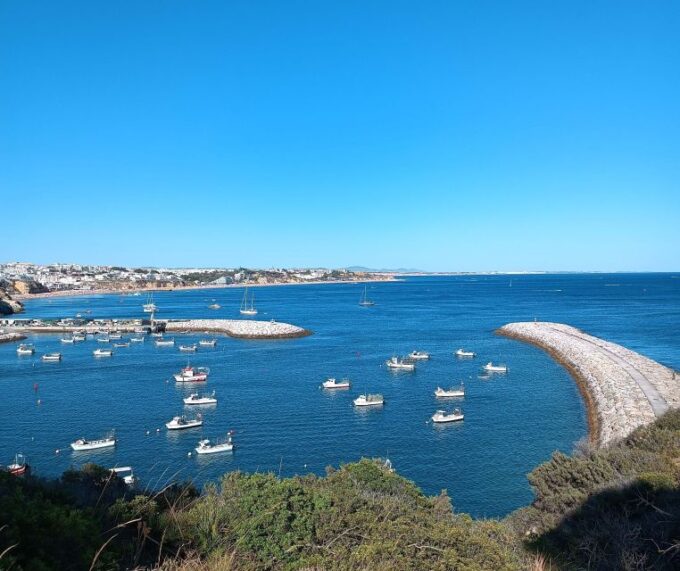 Albufeira Coast: Beach and Sightseeing Tour - Exploring Beaches