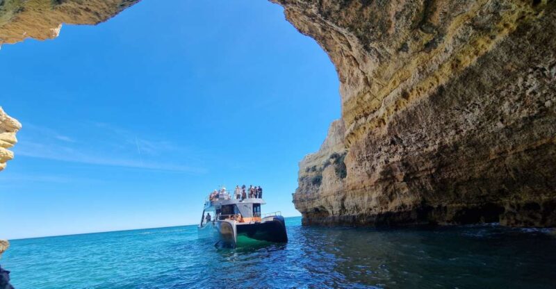 Albufeira: Coastline and Benagil Caves Tour by Catamaran - Meeting Point and Accessibility