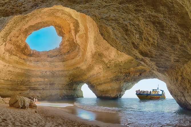 Albufeira Dreamer Boat Trip - Just The Basics