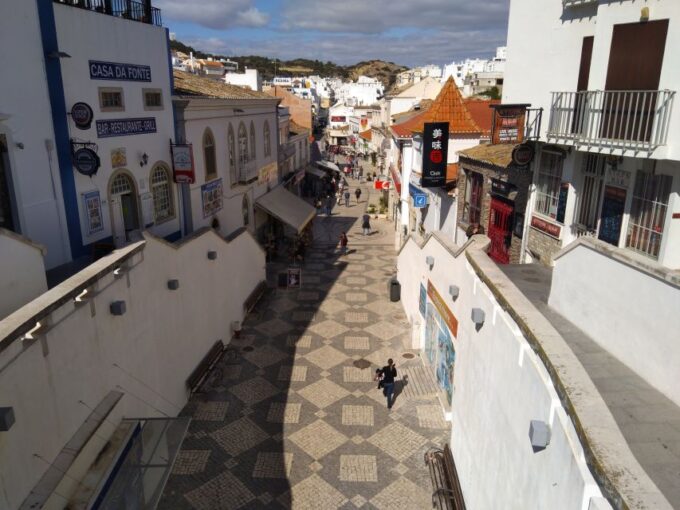 Albufeira: Guided Tour by Tuk-Tuk - Marina and Beaches