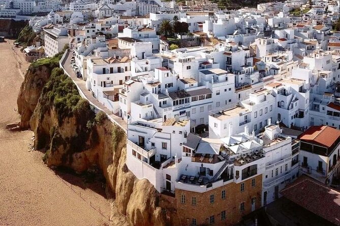 Albufeira History Walking Tour With Wine and Tapas - Key Points