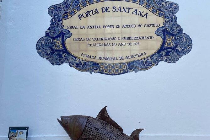Albufeira History Walking Tour With Wine and Tapas - Tour Overview and Product Details