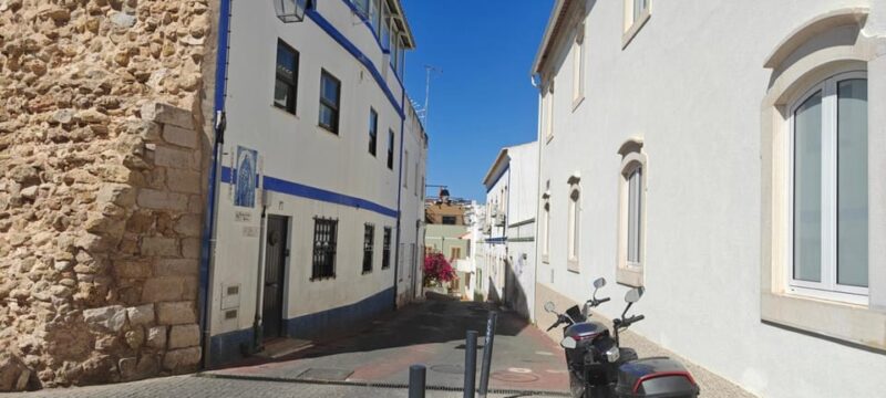 Albufeira: Old Town 1.5h - Tour Highlights