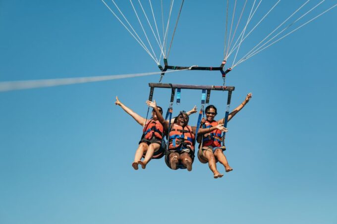 Albufeira: Parasailing Boat Trip - What to Expect